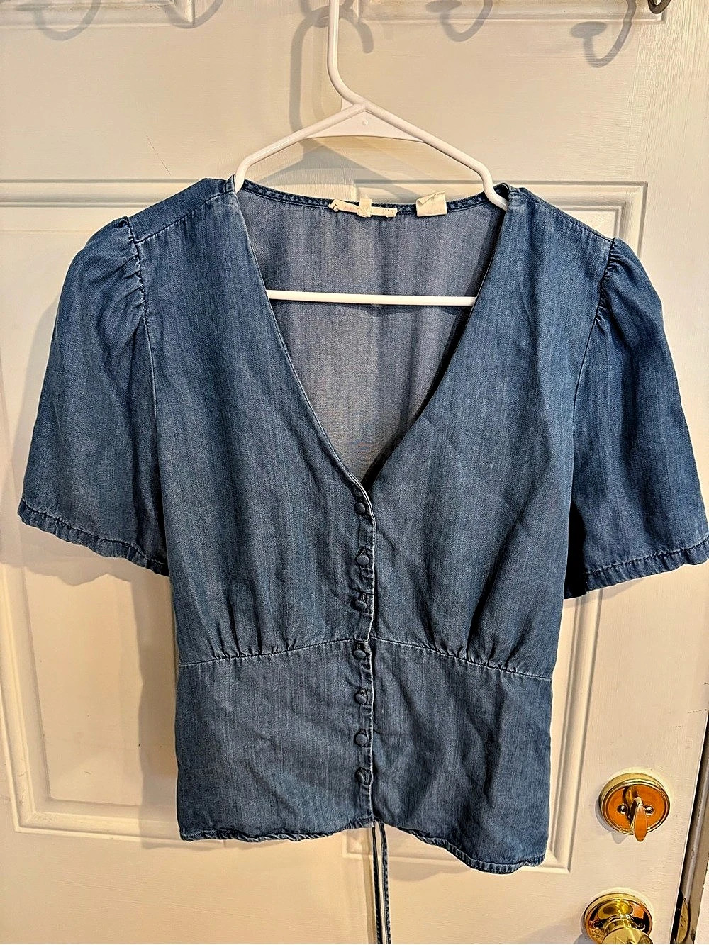 Levi's Denim Short Sleeve Blouse Size L Like New